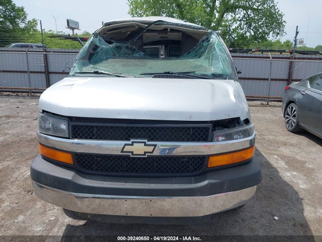 Chevrolet Express 2500 Work Van 2015 1GCWGFCG7F1142320 Image 13