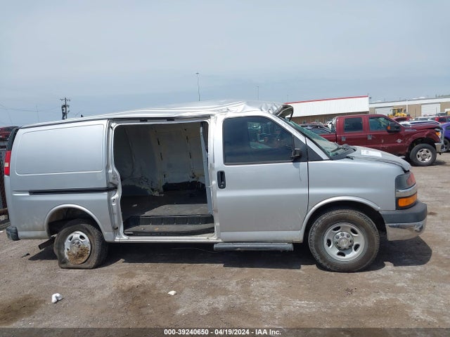 Chevrolet Express 2500 Work Van 2015 1GCWGFCG7F1142320 Image 14