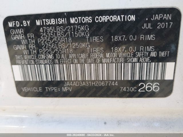 JA4AD3A31HZ067744 Mitsubishi Outlander Se