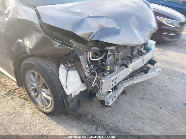 Toyota SIENNA XLE 2022 5TDYRKEC4NS111288 Image 18