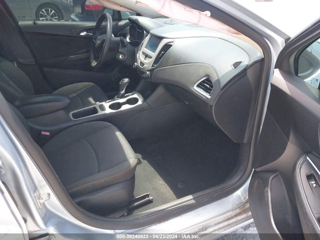 Chevrolet Cruze Ls Auto 2017 1G1BC5SM7H7162443 Image 5