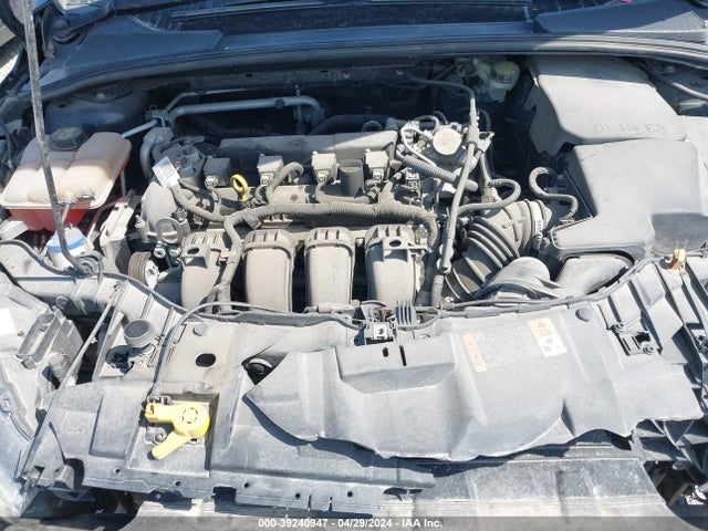 Ford FOCUS SE 2016 1FADP3K25GL388385 Image 10