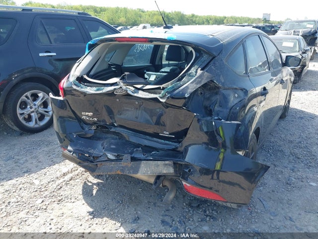 Ford FOCUS SE 2016 1FADP3K25GL388385 Image 6