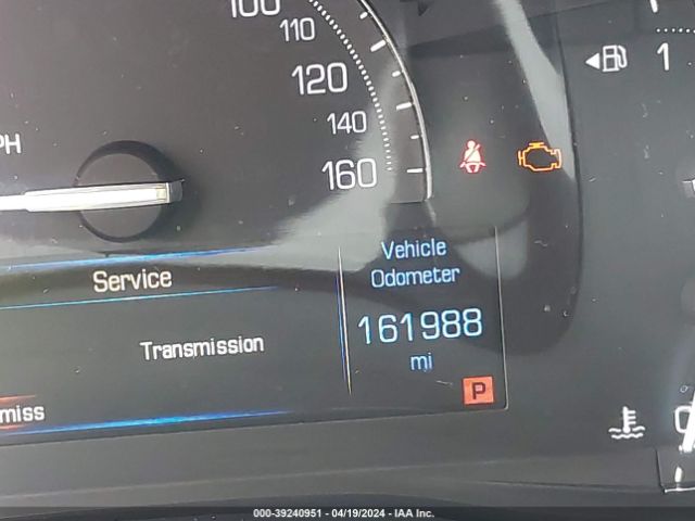 1GYKNFRS2JZ243446 Cadillac Xt5 Premium Luxury