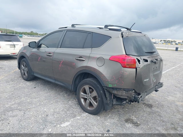 Toyota Rav4 Xle 2015 JTMWFREV4FD079515 Image 3
