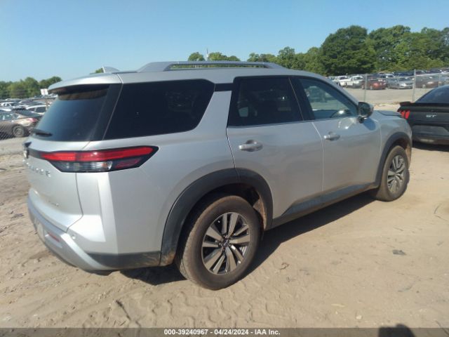 5N1DR3CC5NC220671 Nissan Pathfinder Sl 4wd