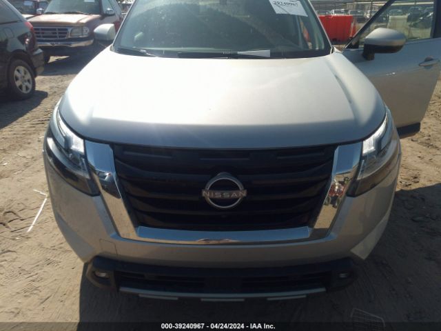 5N1DR3CC5NC220671 Nissan Pathfinder Sl 4wd
