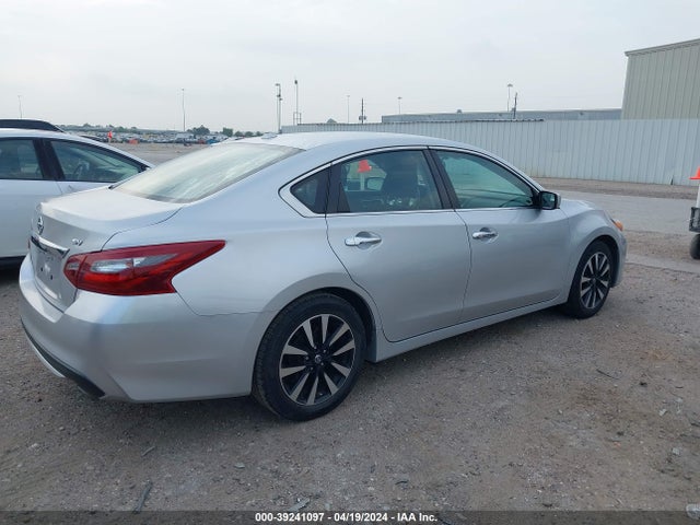Nissan Altima 2.5 Sv 2018 1N4AL3AP3JC261010 Image 4