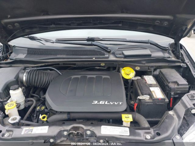 2C4RC1BGXGR261165 Chrysler Town & Country Touring