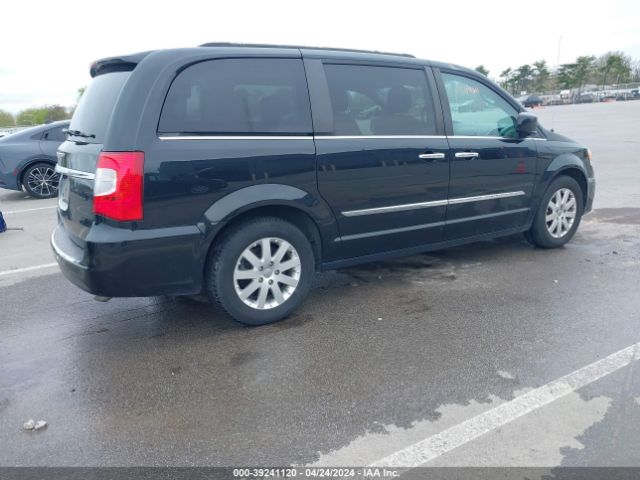 2C4RC1BGXGR261165 Chrysler Town & Country Touring