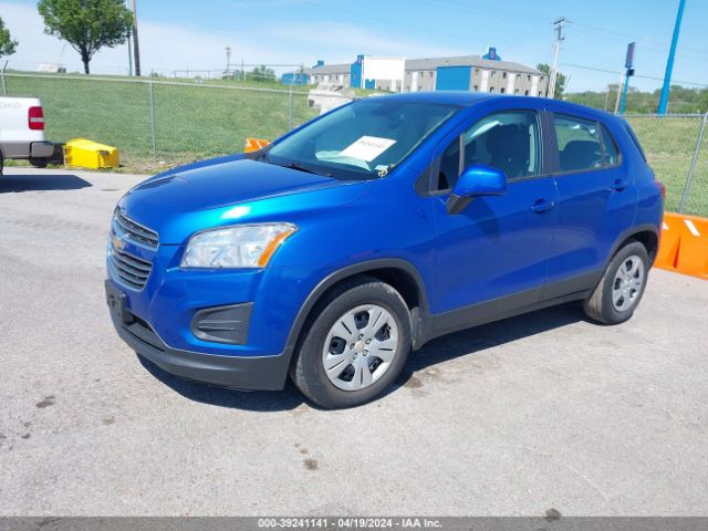 KL7CJKSB6FB239048 Chevrolet Trax 1ls