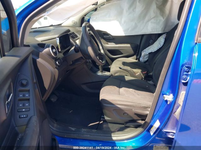 KL7CJKSB6FB239048 Chevrolet Trax 1ls