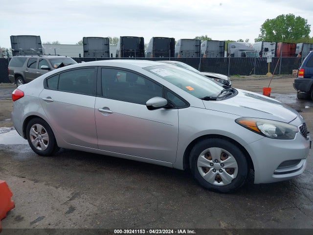 KIA FORTE LX 2015 KNAFK4A61F5437254 Image 13