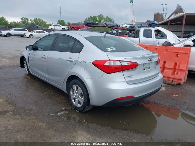 KIA FORTE LX 2015 KNAFK4A61F5437254 Image 3