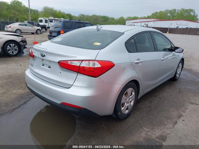 KIA FORTE LX 2015 KNAFK4A61F5437254 Image 4