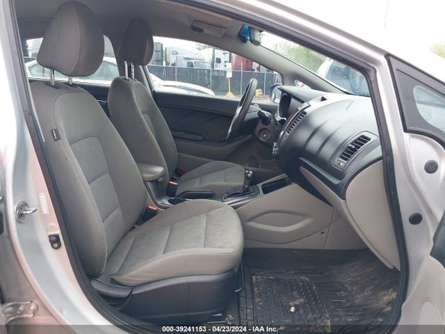 KIA FORTE LX 2015 KNAFK4A61F5437254 Image 5
