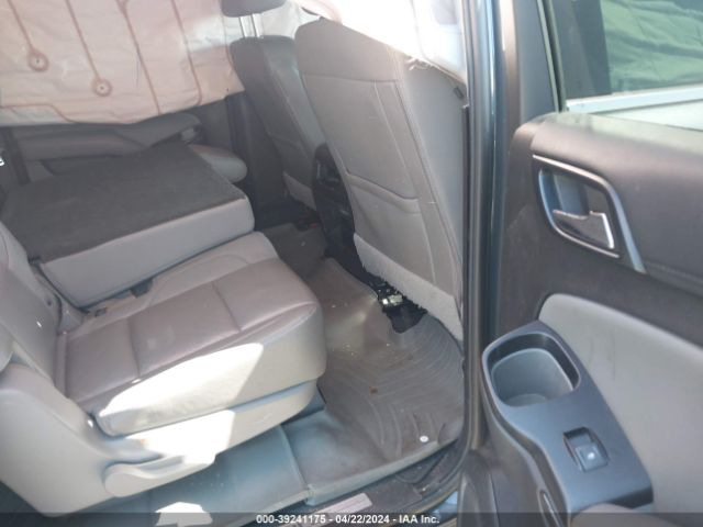 1GNSCHKC4KR128107 Chevrolet Suburban Lt