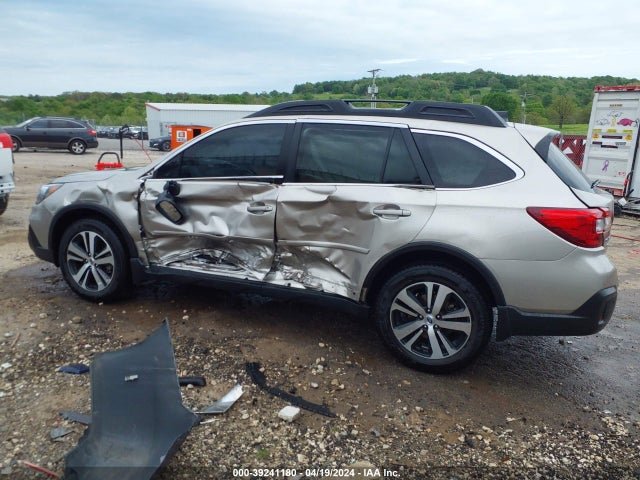 Subaru Outback 2.5i Limited 2018 4S4BSANC1J3383423 Image 14