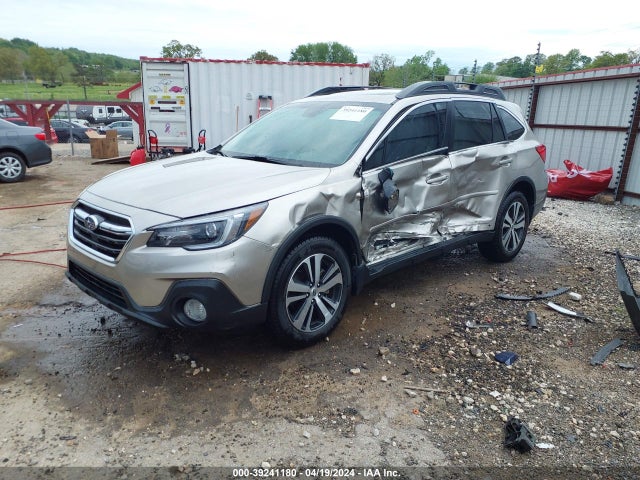 Subaru Outback 2.5i Limited 2018 4S4BSANC1J3383423 Image 2