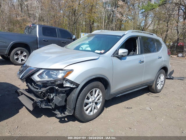 Nissan ROGUE SV 2018 KNMAT2MT8JP506096 Image 2