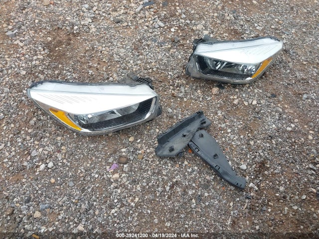 Ford ESCAPE SE 2017 1FMCU0G91HUB67909 Image 12