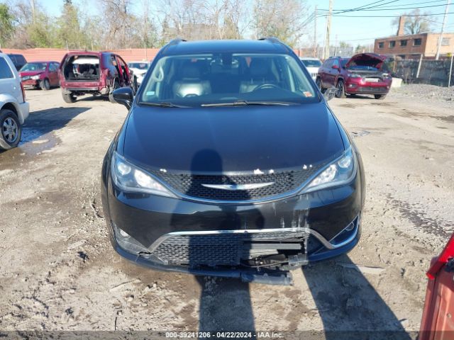 2C4RC1BGXJR228514 Chrysler Pacifica Touring L
