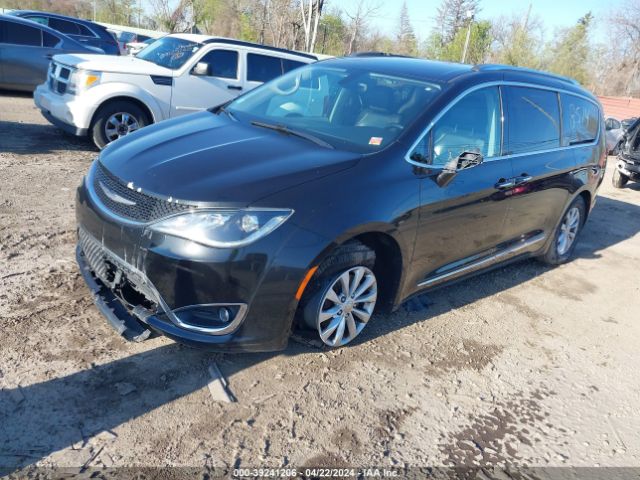 2C4RC1BGXJR228514 Chrysler Pacifica Touring L
