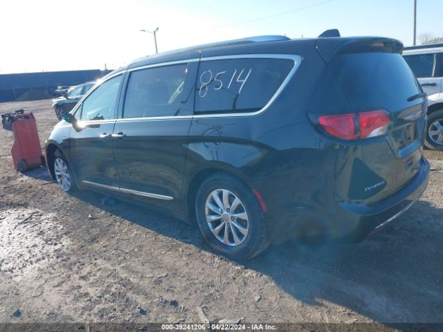 2C4RC1BGXJR228514 Chrysler Pacifica Touring L