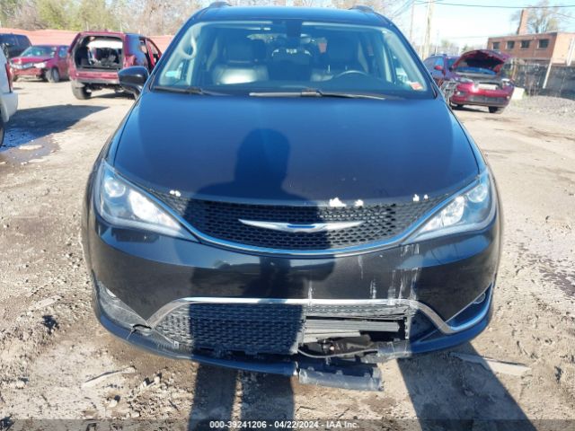 2C4RC1BGXJR228514 Chrysler Pacifica Touring L