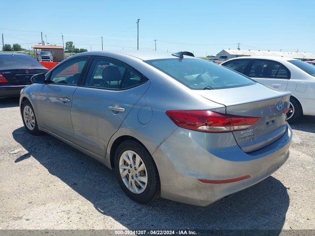 Hyundai ELANTRA SE 2017 5NPD74LF6HH166946 Image 3