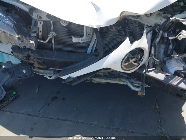 Toyota COROLLA SE 2019 2T1BURHE4KC129885 Image 18