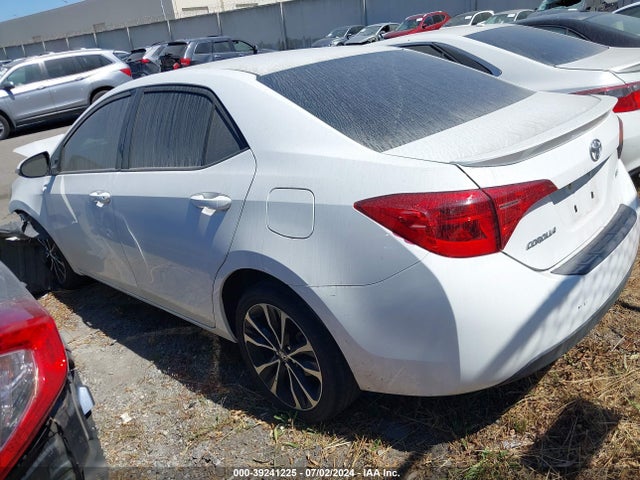 Toyota COROLLA SE 2019 2T1BURHE4KC129885 Image 3