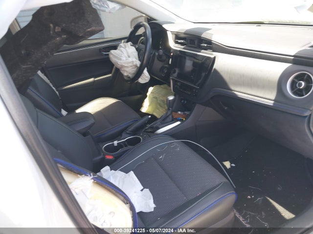 Toyota COROLLA SE 2019 2T1BURHE4KC129885 Image 5