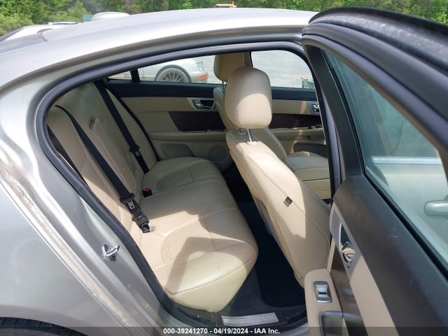 2012 JAGUAR XF SAJWA0FB5CLS51259 Photo 7