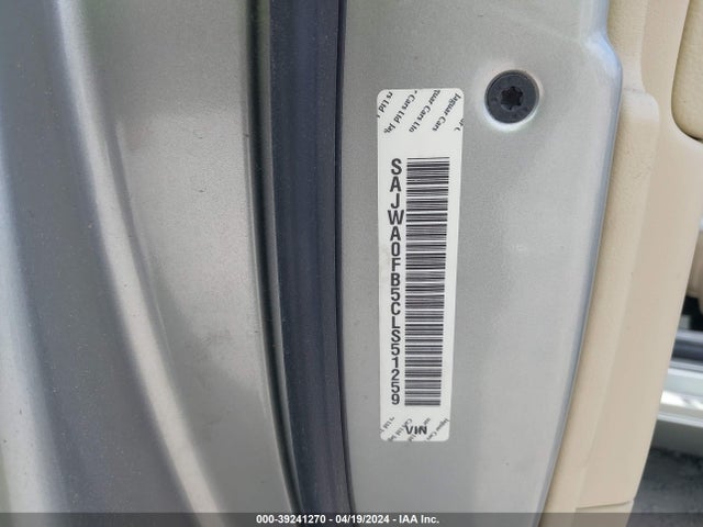 2012 JAGUAR XF SAJWA0FB5CLS51259 Photo 8