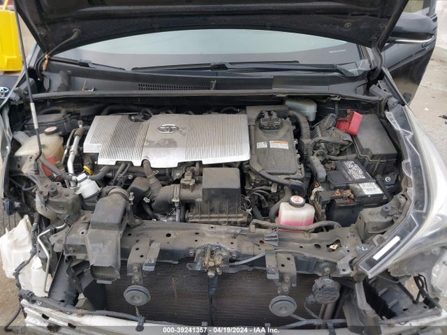 Toyota Prius Two Eco 2016 JTDKARFU7G3024843 Image 10