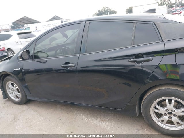Toyota Prius Two Eco 2016 JTDKARFU7G3024843 Image 15
