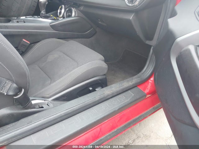 Chevrolet Camaro 1lt 2018 1G1FB1RSXJ0128237 Image 5