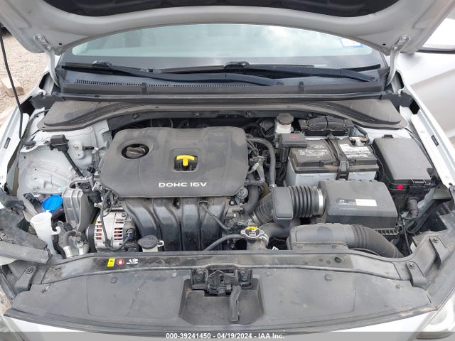 Hyundai ELANTRA SE 2017 5NPD84LF2HH040841 Image 10