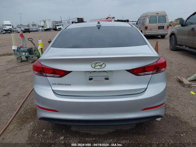 Hyundai ELANTRA SE 2017 5NPD84LF2HH040841 Image 16