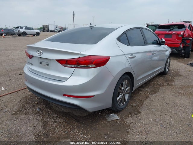Hyundai ELANTRA SE 2017 5NPD84LF2HH040841 Image 4