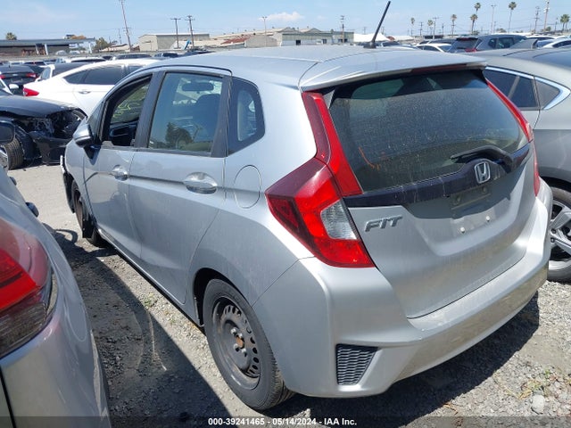 Honda FIT LX 2016 JHMGK5H59GS009878 Image 3