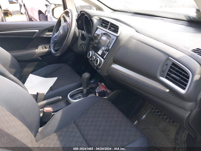 Honda FIT LX 2016 JHMGK5H59GS009878 Image 5