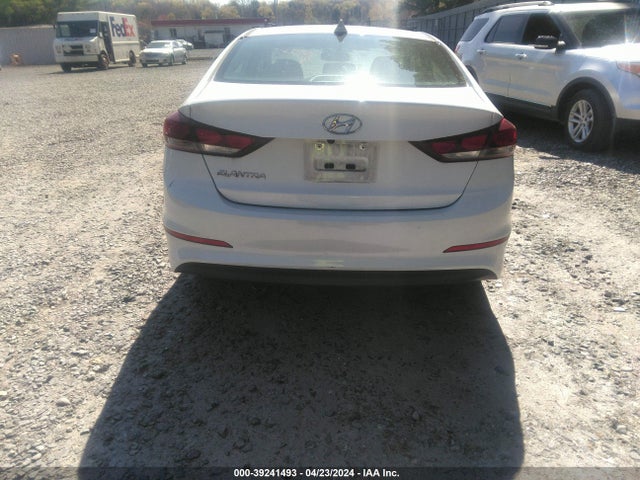 Hyundai Elantra Value Edition 2018 5NPD84LF2JH377578 Image 16