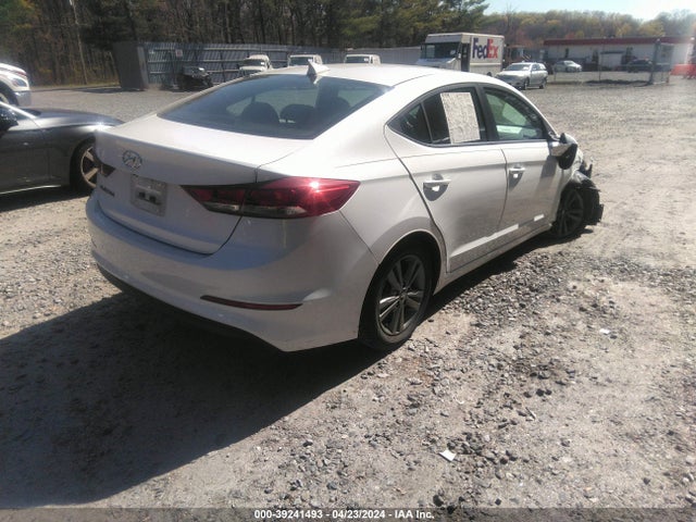 Hyundai Elantra Value Edition 2018 5NPD84LF2JH377578 Image 4