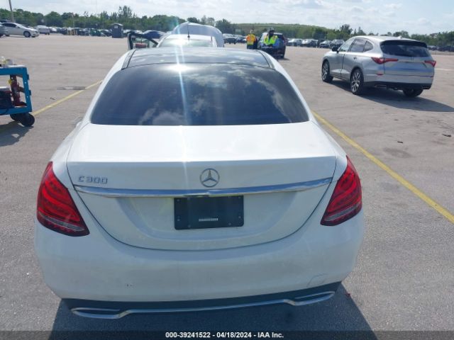 WDDWF4JB2HR300720 Mercedes-Benz C 300 Luxury/sport
