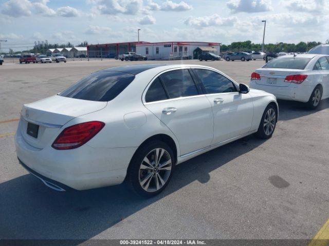 WDDWF4JB2HR300720 Mercedes-Benz C 300 Luxury/sport