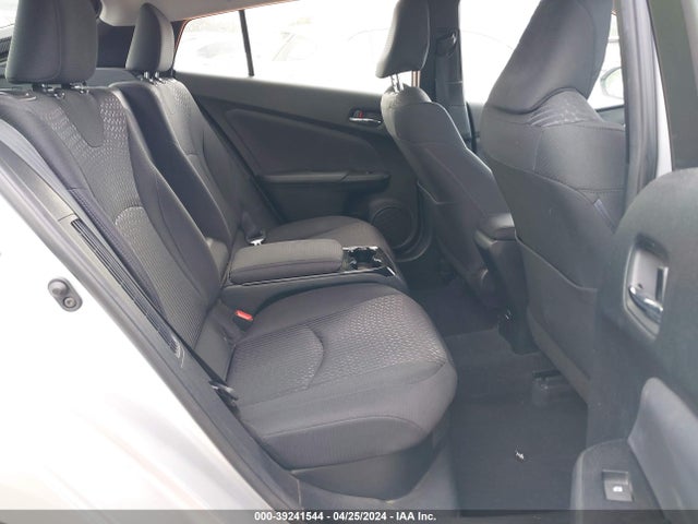 Toyota Prius Prime Plus 2017 JTDKARFP6H3001792 Image 8