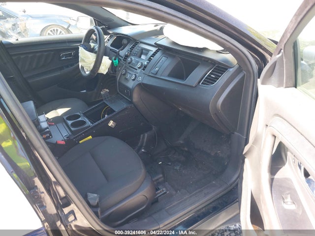 Ford Police Interceptor 2016 1FAHP2MK6GG136680 Image 5