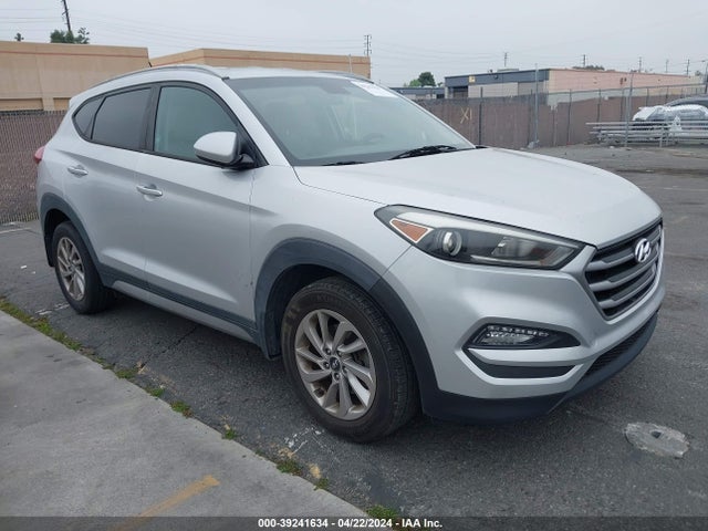 Hyundai TUCSON SE 2017 KM8J33A47HU329437 Image 1